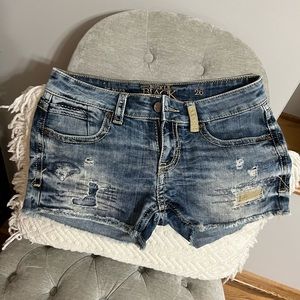 Buckle Black Jean shorts
